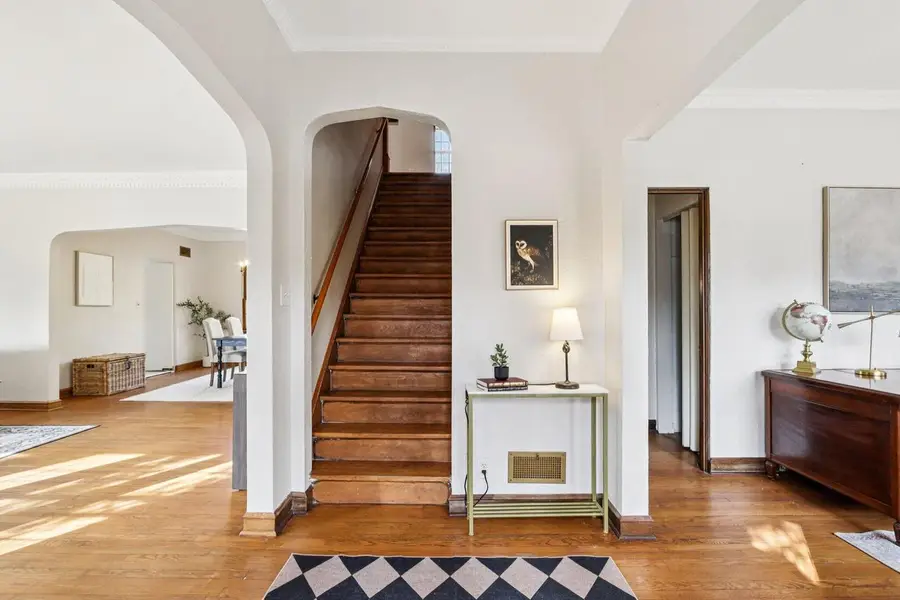 858 E Glen AVENUE, Whitefish Bay, WI 53217 - #3