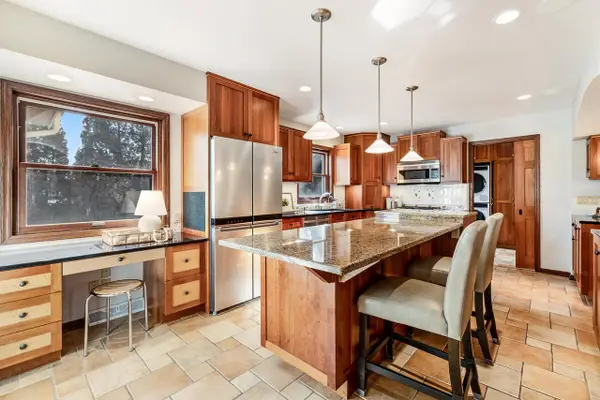 12044 N Maryhill COURT, Mequon, WI 53092