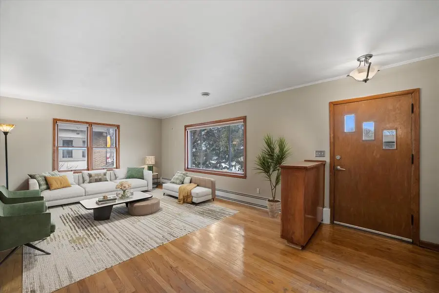 5437 N Navajo AVENUE, Glendale, WI 53217 - #2