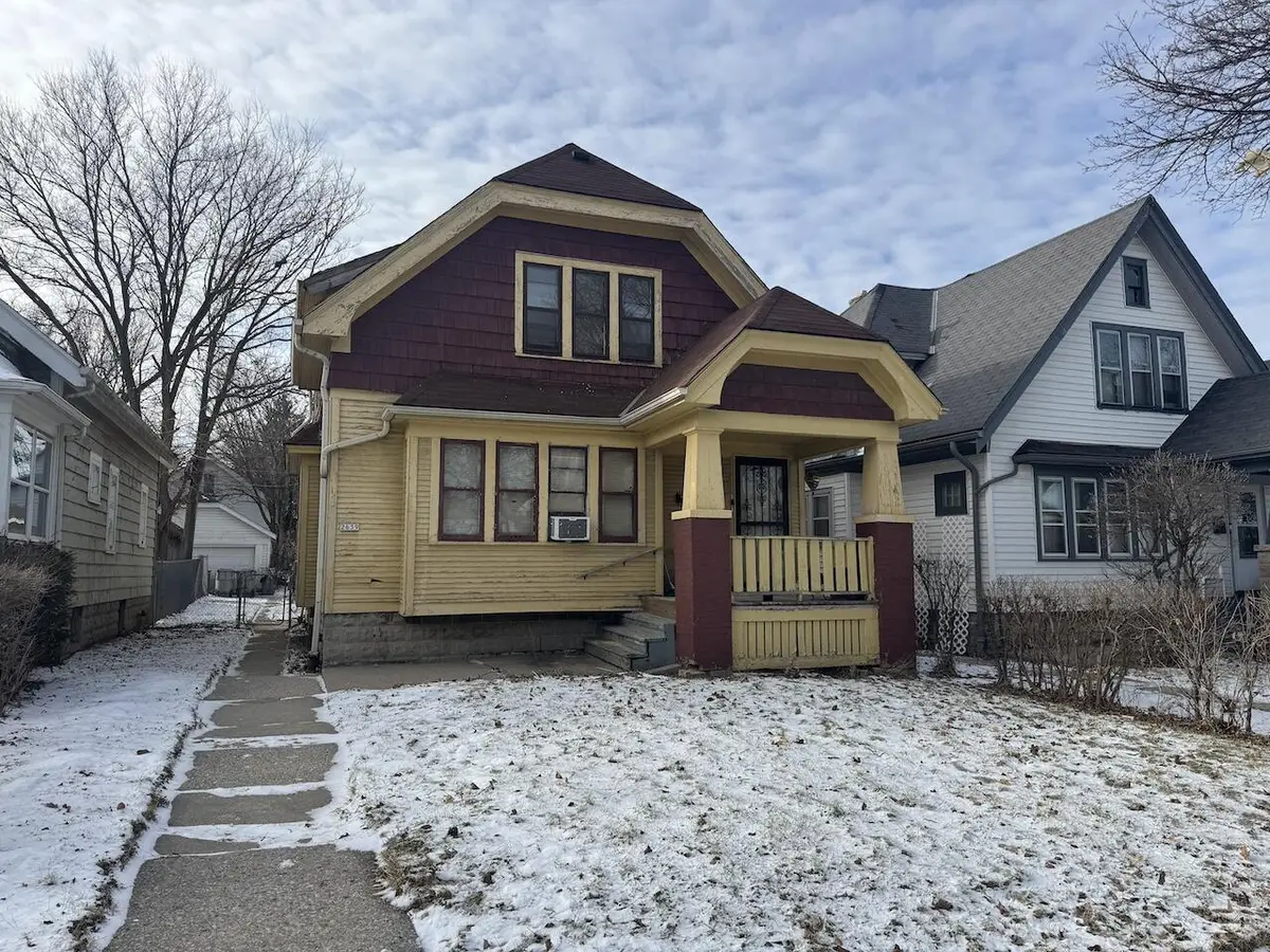 2639 N 55th STREET, Milwaukee, WI 53210 - #1