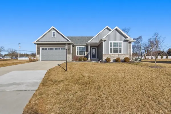 N55W20134 Magnolia LANE, Menomonee Falls, WI 53051
