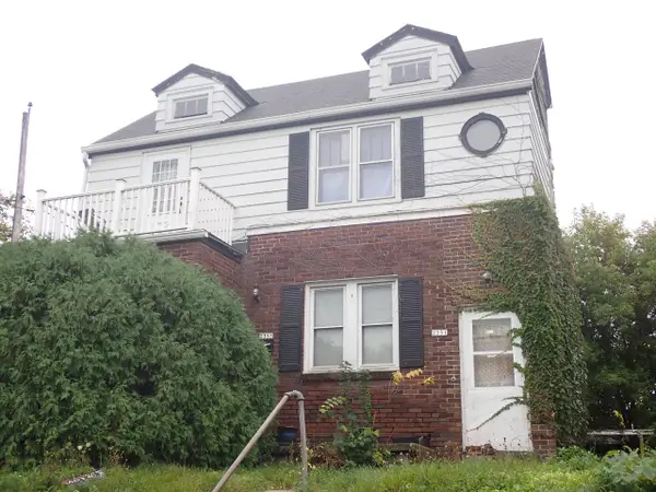 2351 E Euclid STREET #2353, Milwaukee, WI 53207