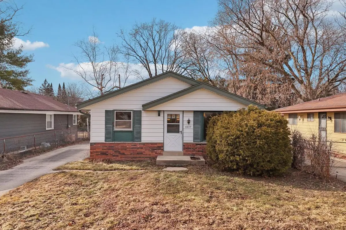 6657 N 53rd STREET, Milwaukee, WI 53223 - #1