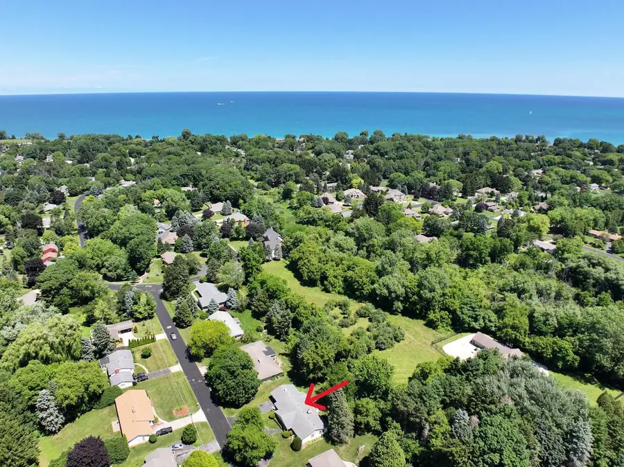 5023 Valley TRAIL, Wind Point, WI 53402 - #2