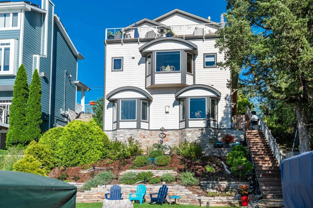 W332N6211 County Road C, Nashotah, WI 53058 - #1