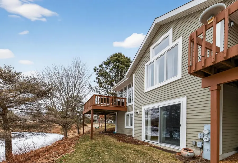 104 East Sutton PLACE #D, Waukesha, WI 53188 - #3