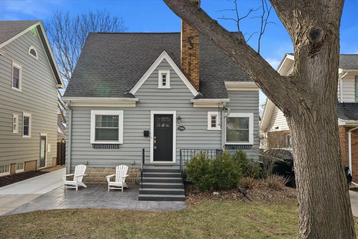 5961 N Kent AVENUE, Whitefish Bay, WI 53217 - #1