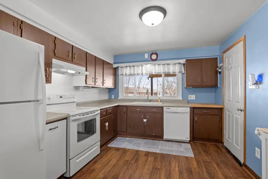 610 Leavens AVENUE, Sheboygan Falls, WI 53085 - #2