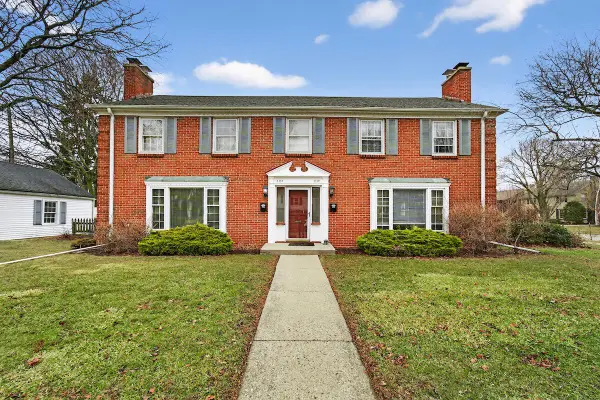 1116 E Glendale AVENUE #1118, Shorewood, WI 53211