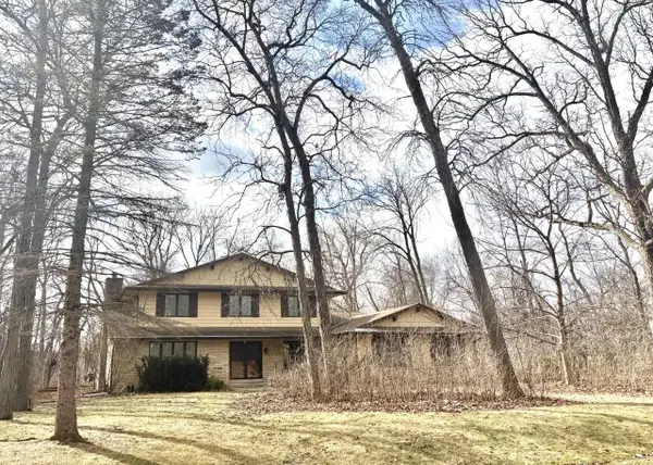 12785 W Bobwood ROAD, New Berlin, WI 53151