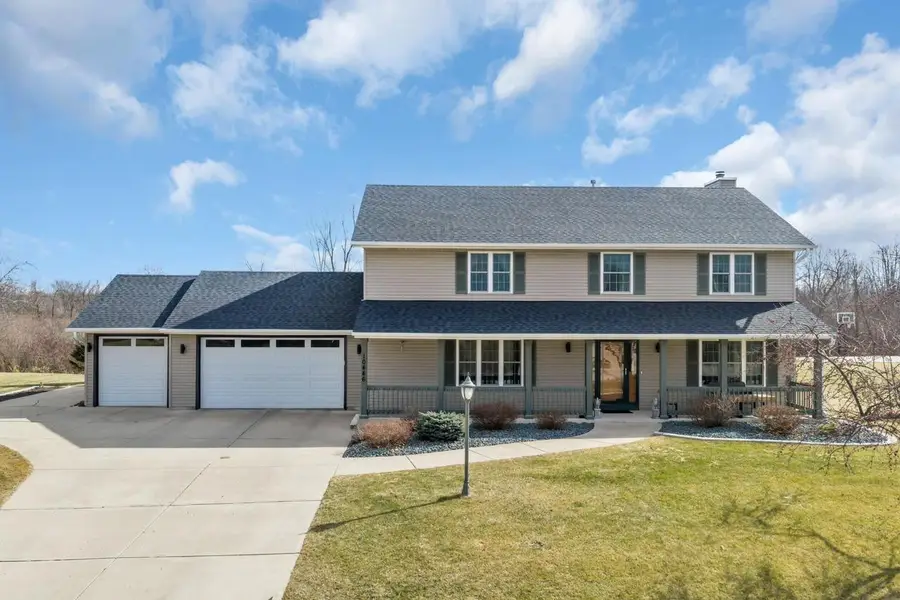 10446 S George DRIVE, Oak Creek, WI 53154 - #2