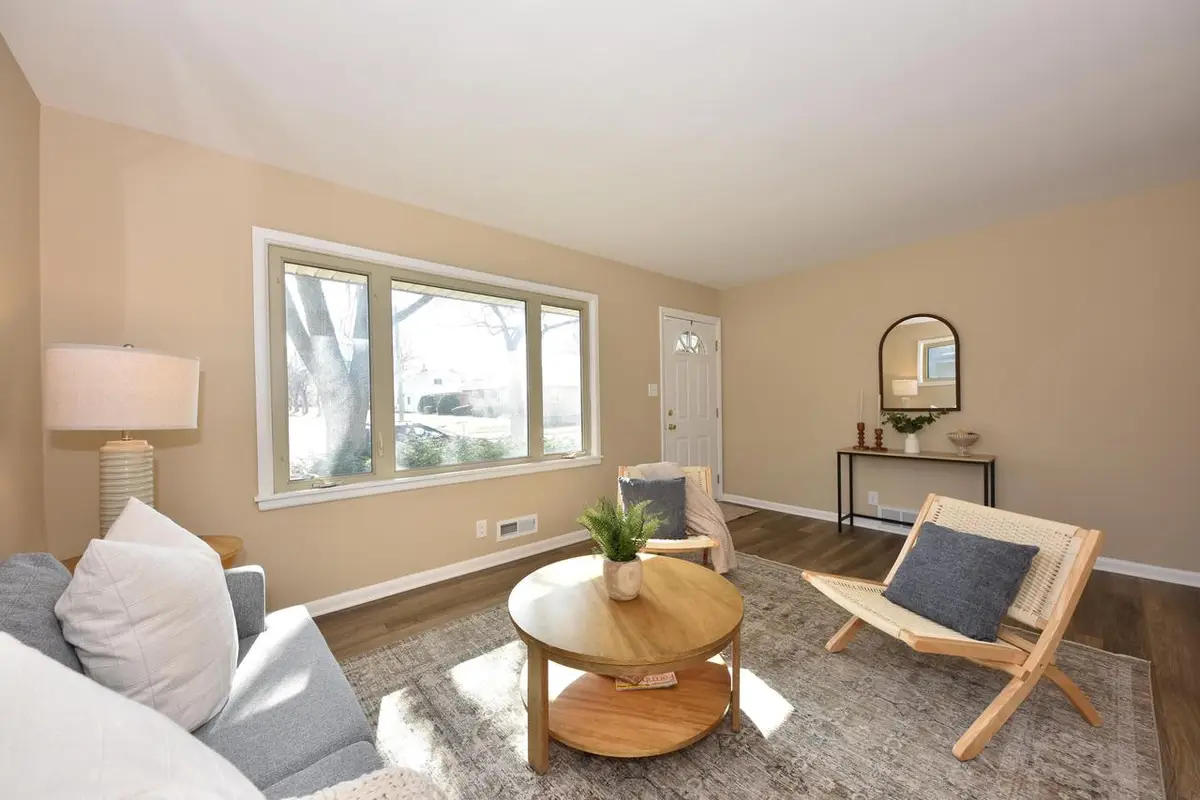 7852 W Hope AVENUE, Milwaukee, WI 53222 - #1