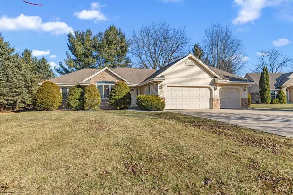 W157S7848 Quietwood DRIVE, Muskego, WI 53150