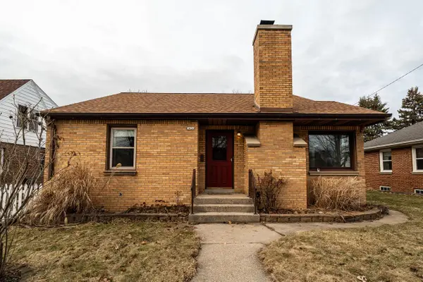 3436 E Van Norman AVENUE, Cudahy, WI 53110
