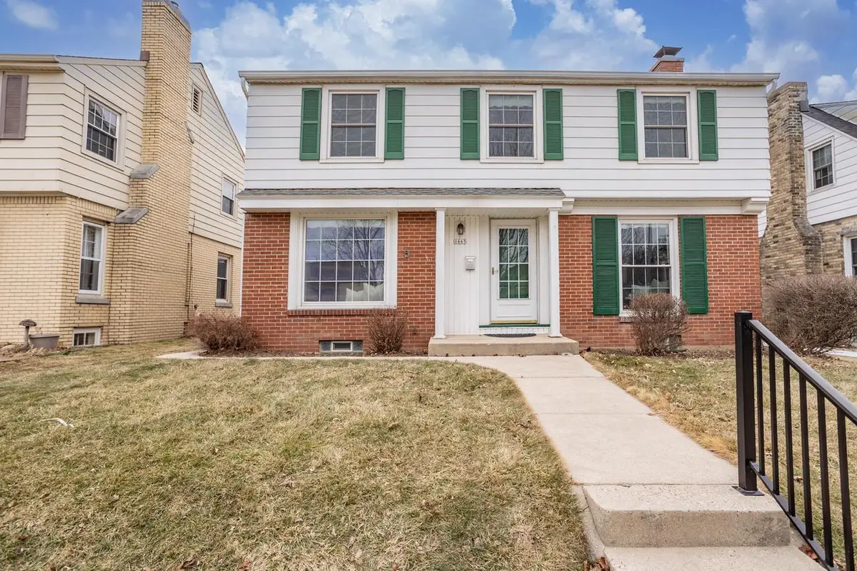 1665 S 52nd STREET, West Milwaukee, WI 53214 - #1