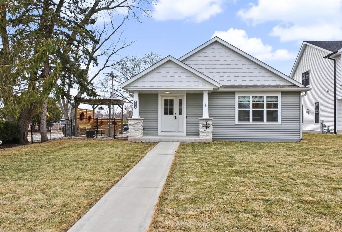 4141 S 90th STREET, Greenfield, WI 53228 - #1