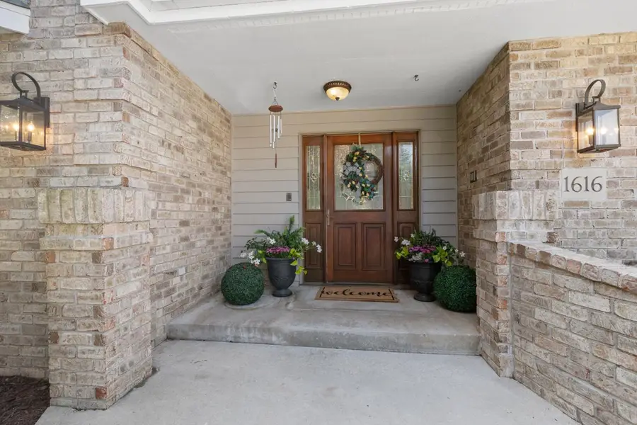 1616 Golf View DRIVE W, Sheboygan, WI 53083 - #2