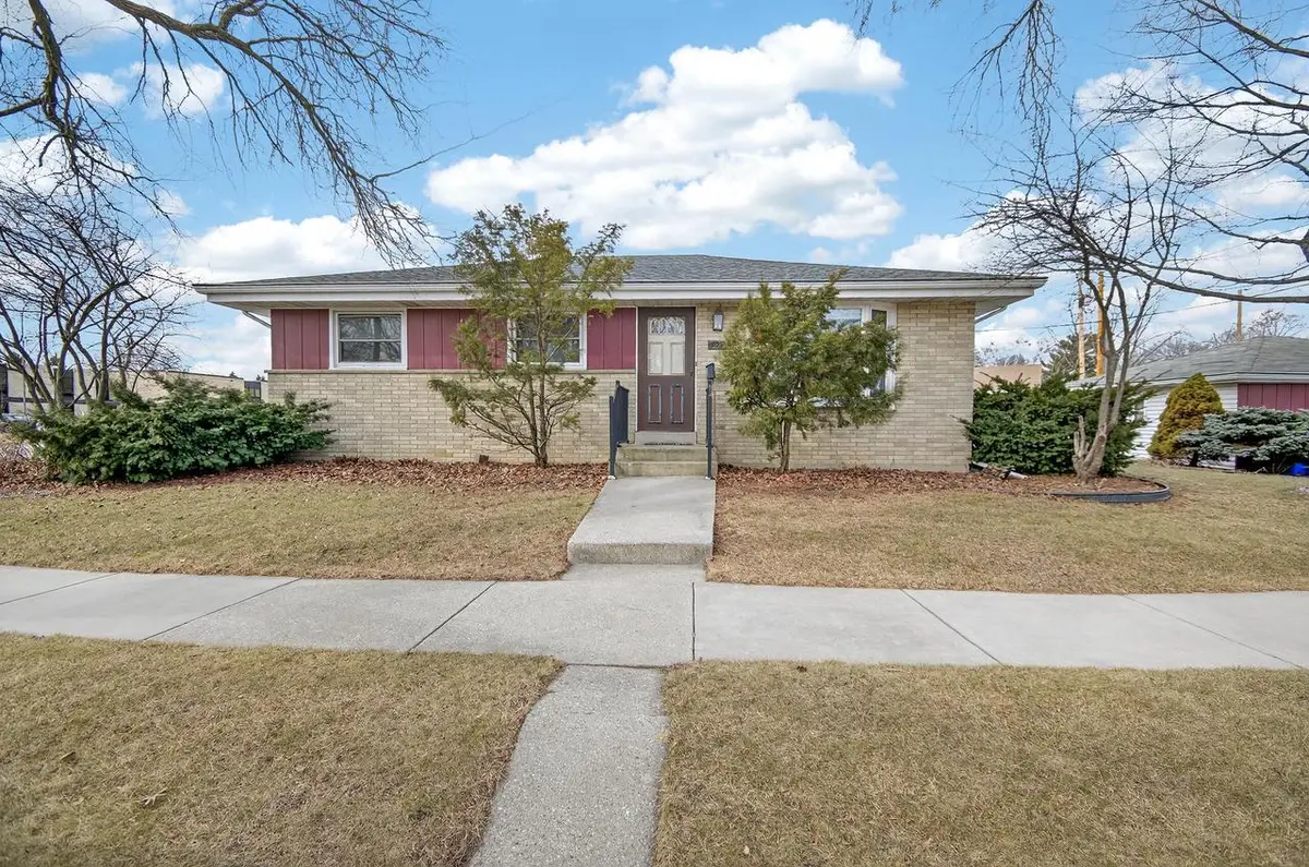 7954 45th AVENUE, Kenosha, WI 53142 - #1