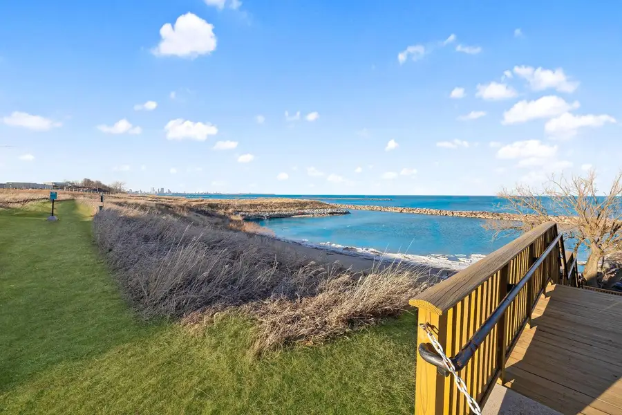 3942 S Troy AVENUE, Saint Francis, WI 53235 - #2