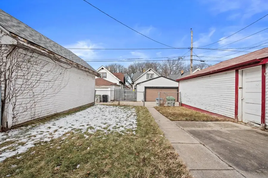 3833 N 25th STREET, Milwaukee, WI 53206 - #3