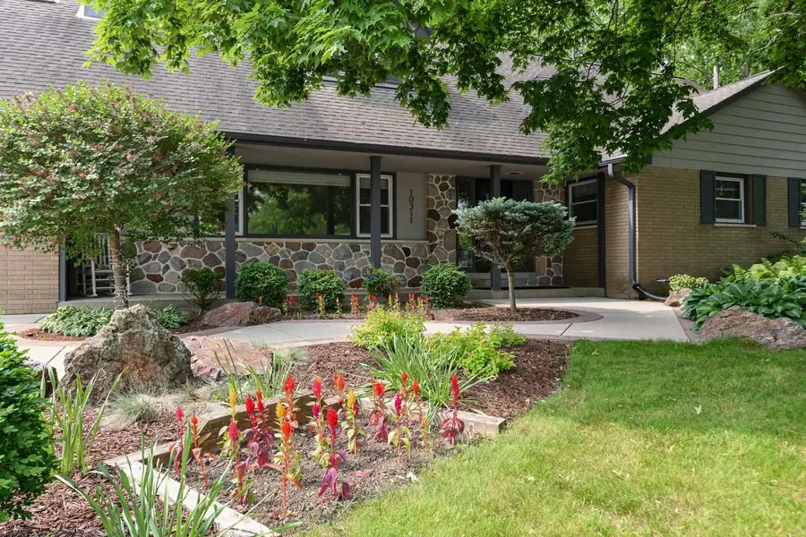 10311 W Ruby AVENUE, Wauwatosa, WI 53225 - #2
