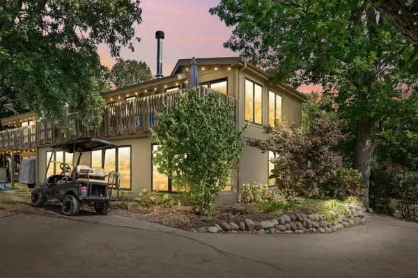 603 Knollwood CIRCLE #A, Fontana, WI 53125