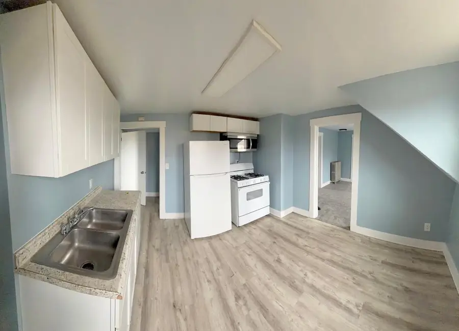 2011 Madison STREET, Manitowoc, WI 54220 - #3