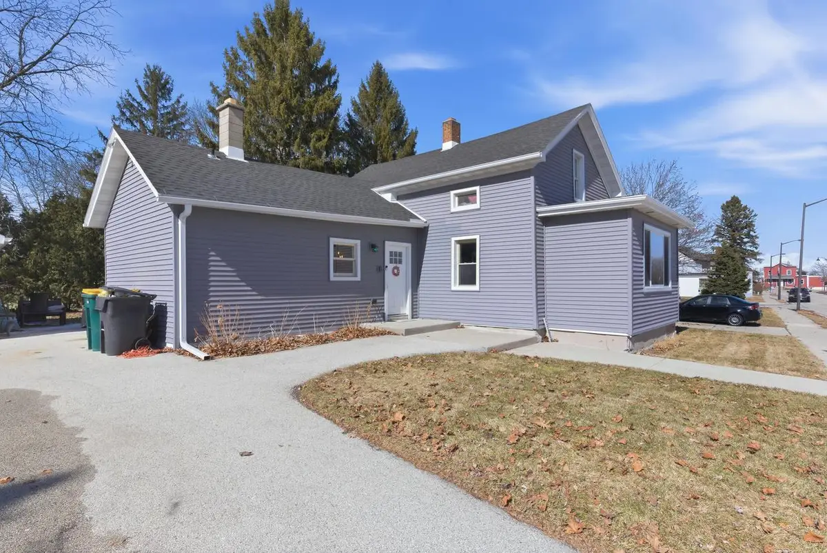 W208N16721 S Center STREET, Jackson, WI 53037 - #1