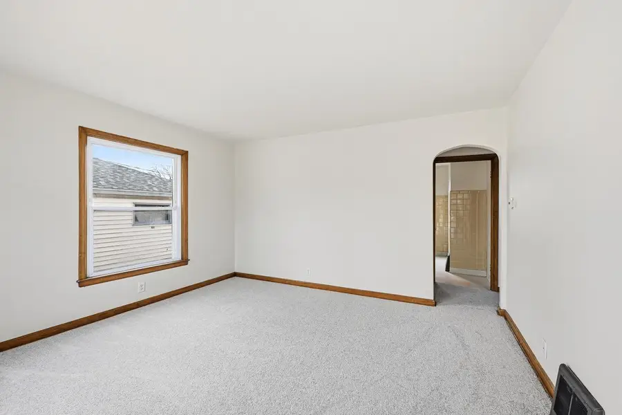 8435 W Townsend STREET, Milwaukee, WI 53222 - #3