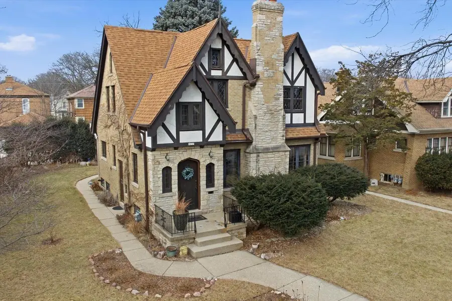 3237 N 51st BOULEVARD, Milwaukee, WI 53216 - #2