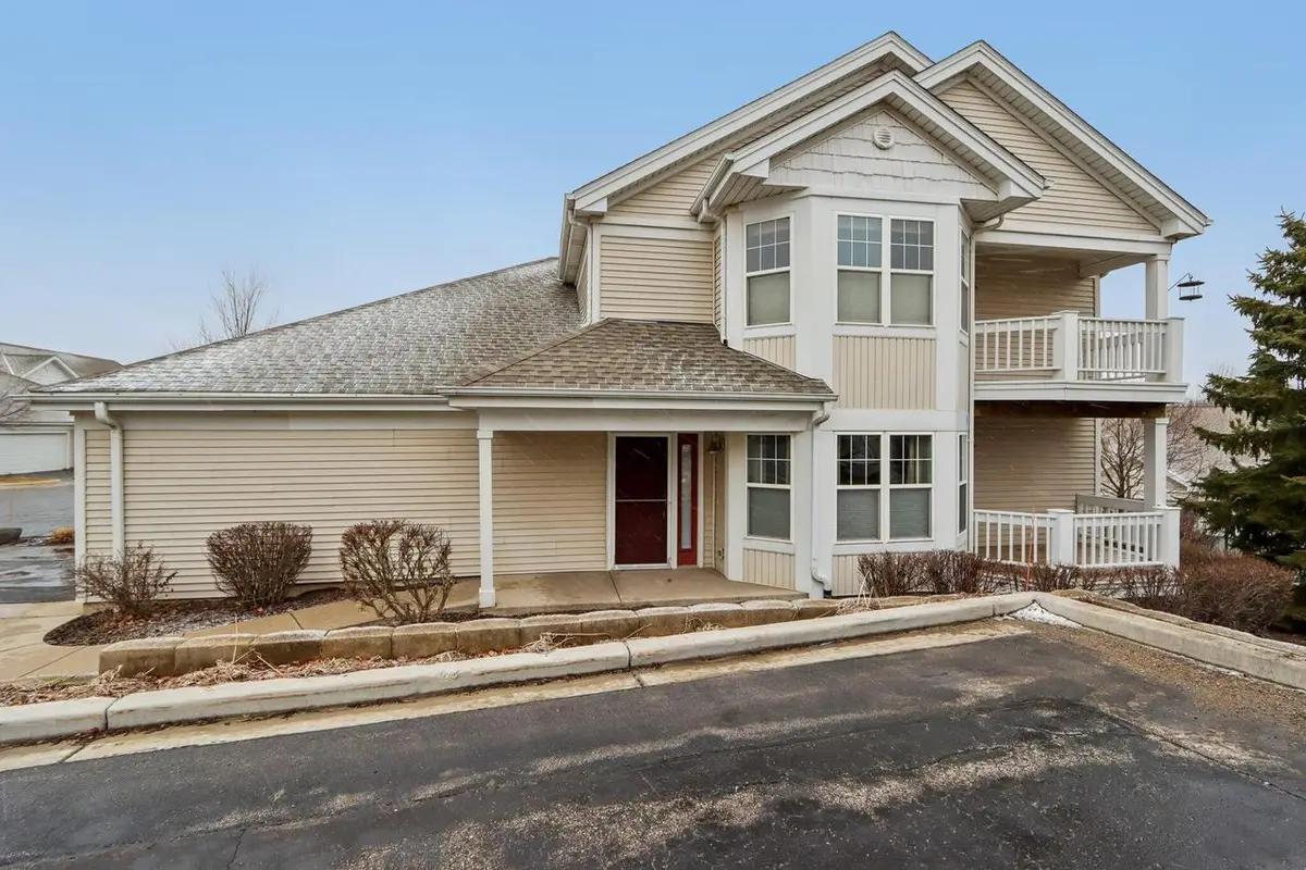 7011 W Rawson AVENUE, Franklin, WI 53132 - #1