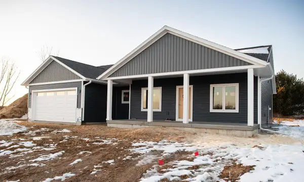 2350 Hanson PLACE W, Sparta, WI 54656