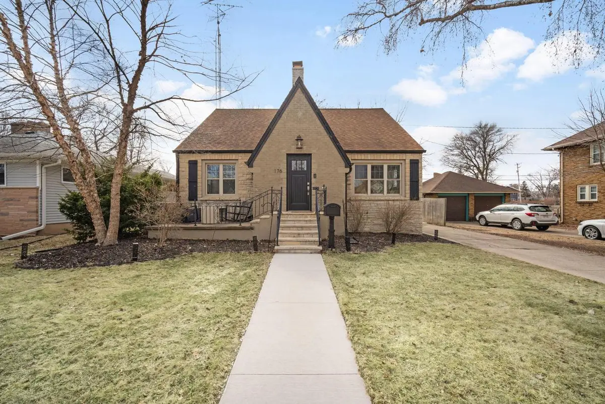 176 15th STREET, Fond Du Lac, WI 54935 - #1