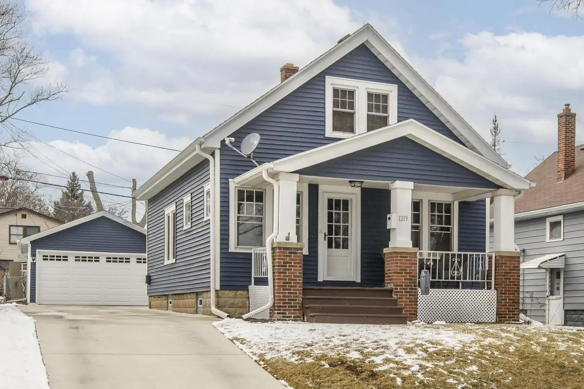 1219 S 90th STREET, West Allis, WI 53214 - #1