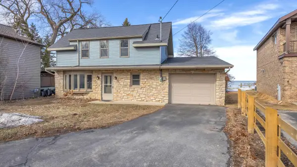 N7258 Winnebago DRIVE, Fond Du Lac, WI 54935