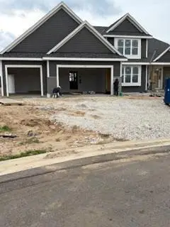 617 Talbots Woods DRIVE, Dousman, WI 53118 - #2