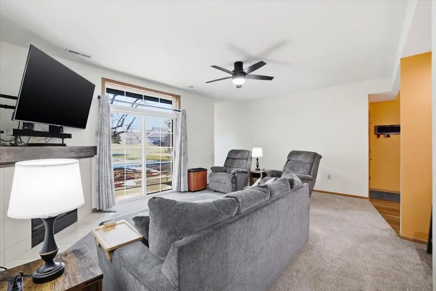 1827 E Racine AVENUE #1, Waukesha, WI 53186 - #2