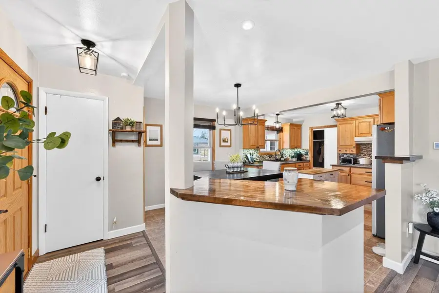 7413 W Ohio AVENUE, Milwaukee, WI 53219 - #3