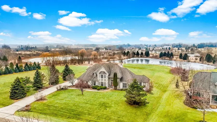 1183 Aspen COURT, Grafton, WI 53024 - #2