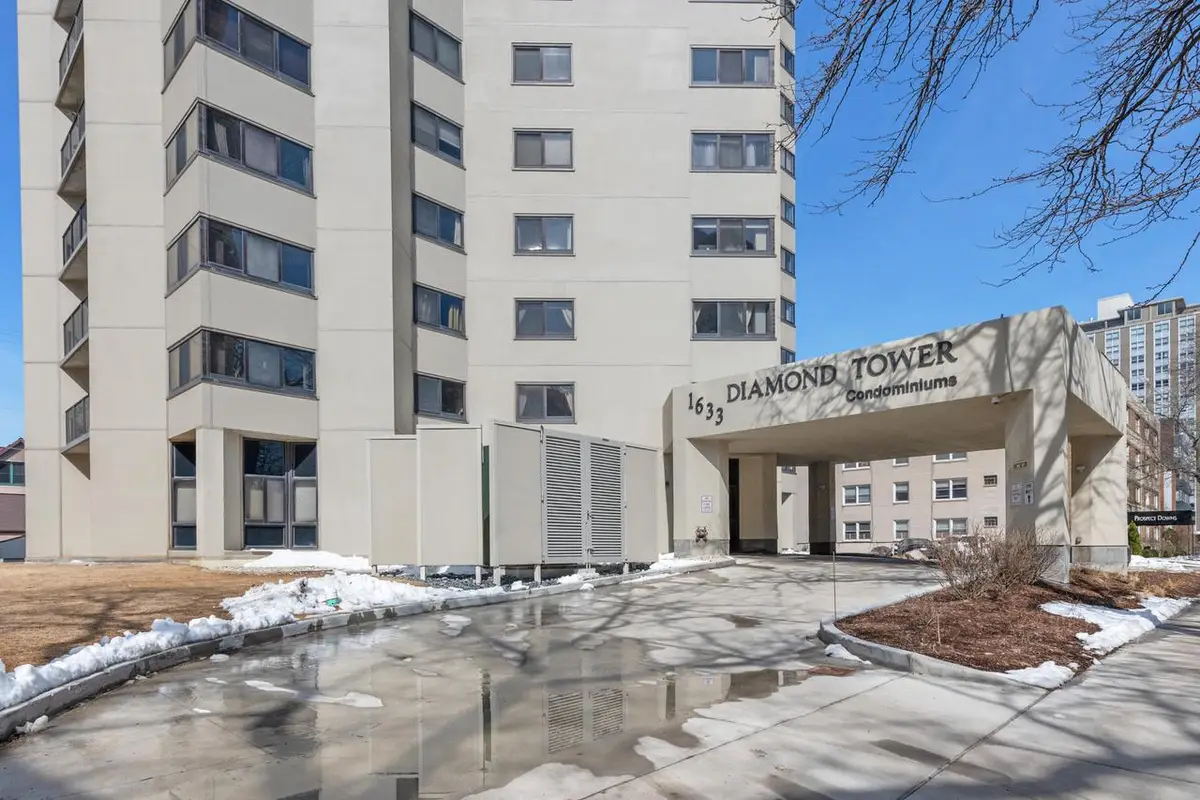 1633 N Prospect AVENUE #16C, Milwaukee, WI 53202 - #1