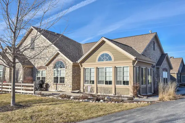 N50W25072 William DRIVE, Pewaukee, WI 53072