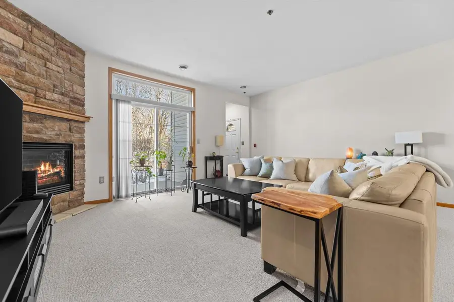 3360 E College AVENUE #16, Cudahy, WI 53110 - #3