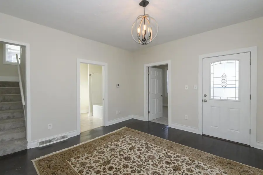 821 E Main STREET, Waukesha, WI 53186 - #3