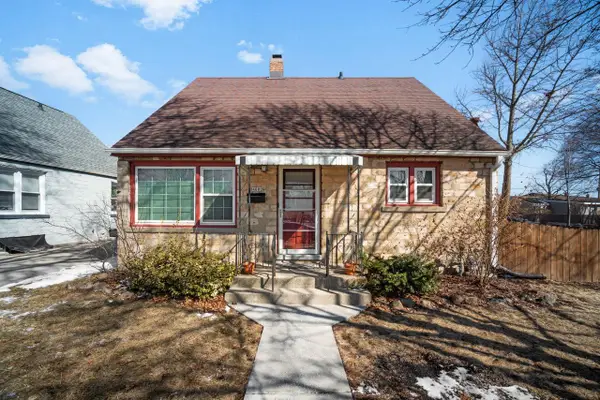 4602 W Sumac PLACE, Milwaukee, WI 53219