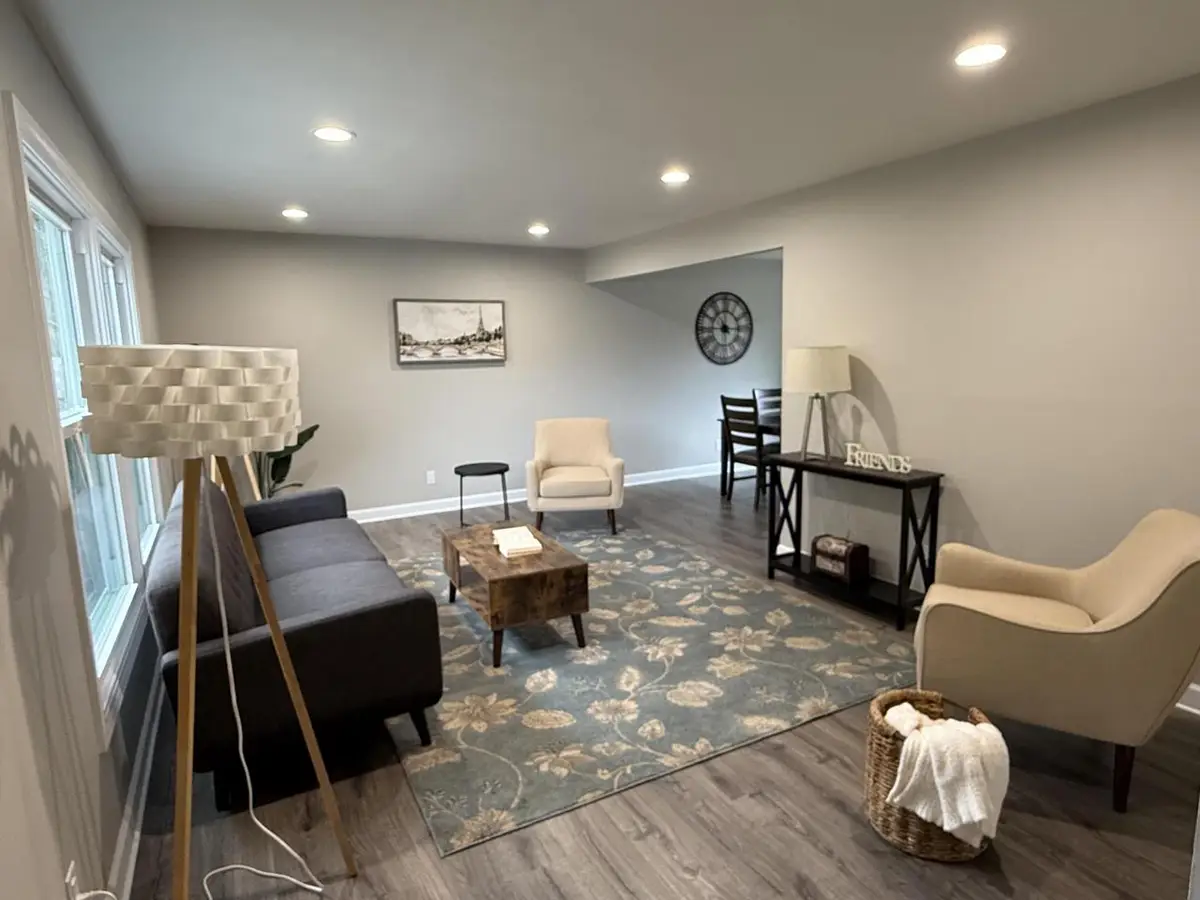 439 W Mall ROAD, Glendale, WI 53217 - #1