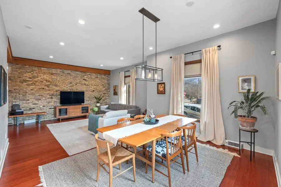 101 W Vine STREET, Milwaukee, WI 53212 - #3