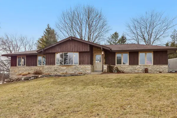 S30W29485 Williams WAY, Waukesha, WI 53188
