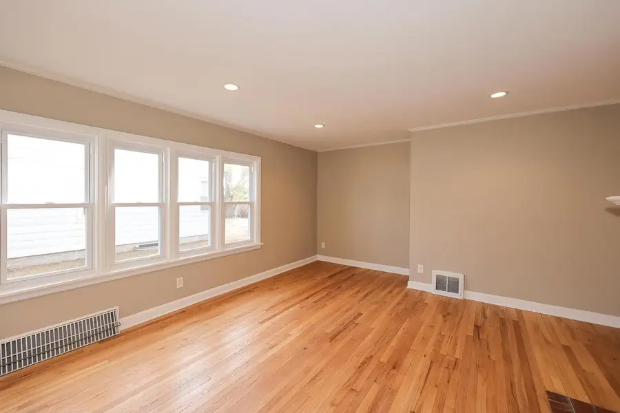 10907 Glenway COURT, Wauwatosa, WI 53222 - #3