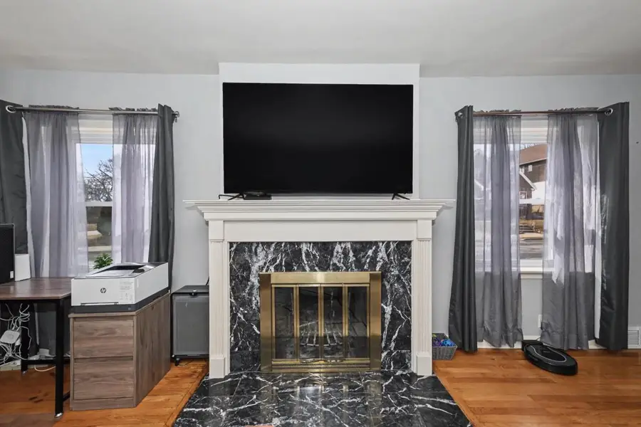 4342 W Martin DRIVE, Milwaukee, WI 53208 - #3