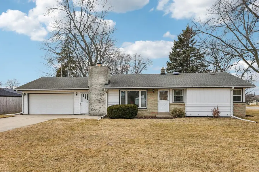 3804 6th AVENUE, South Milwaukee, WI 53172 - #2